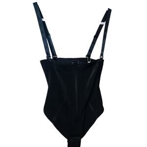 Shapellx bodysuit Black Front zipper Medium adjustable straps, tummy control